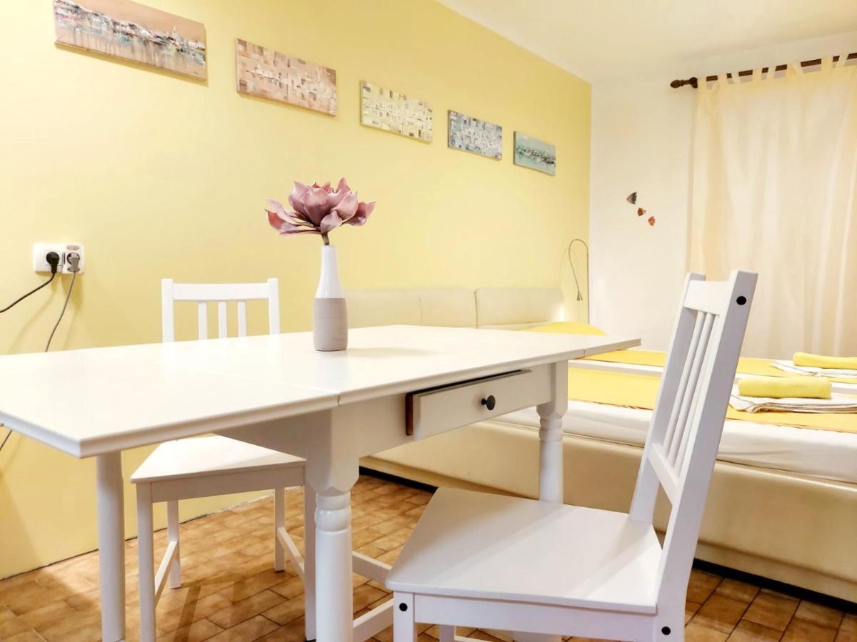Terra Apartments ピラン エクステリア 写真