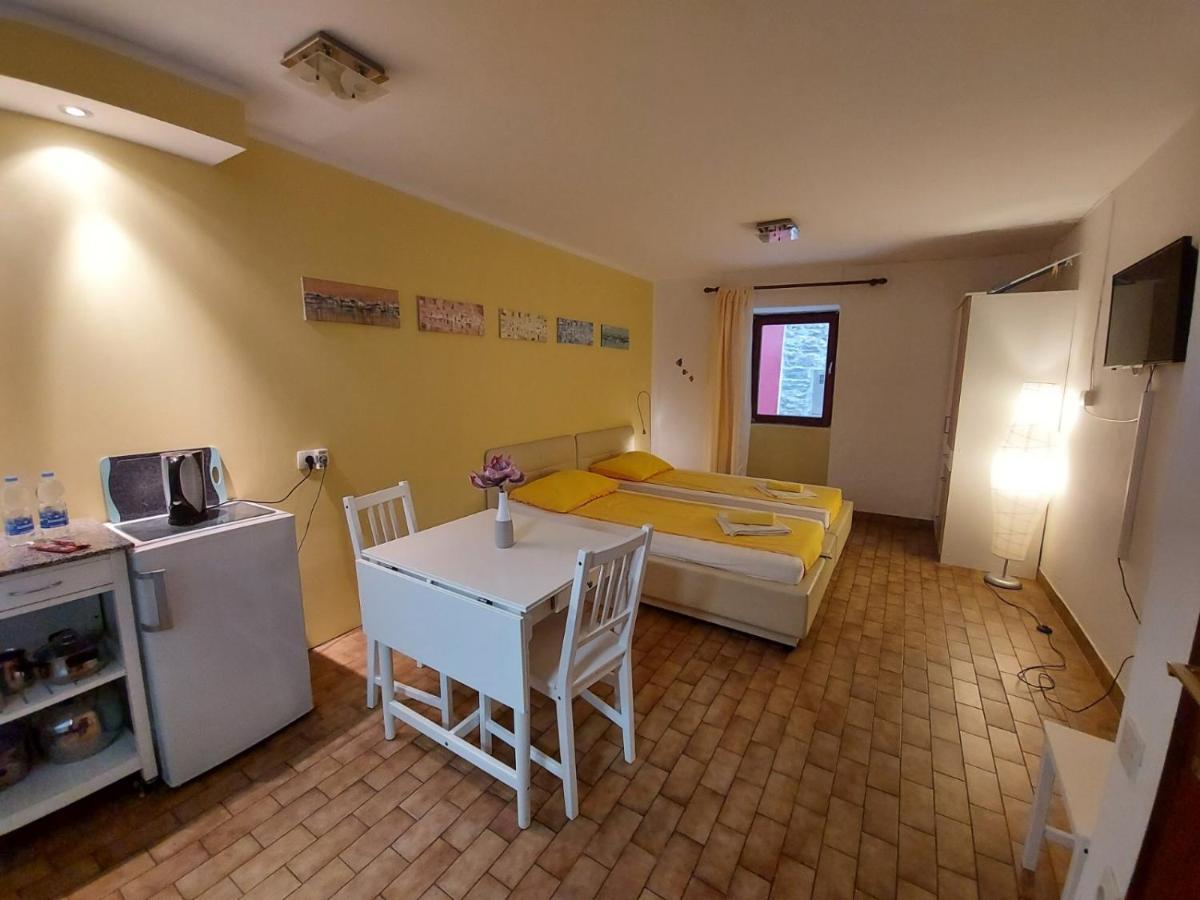 Terra Apartments ピラン エクステリア 写真