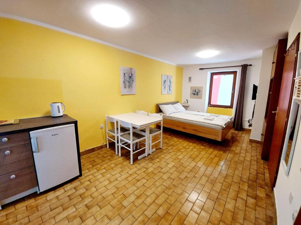 Terra Apartments ピラン エクステリア 写真
